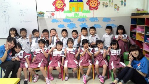 2016年 印尼巨港開心學校